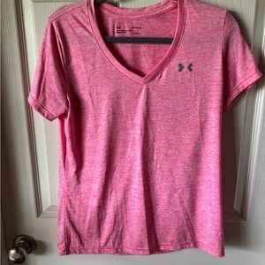 Under Armour Women's Pink V-Neck Top Medium